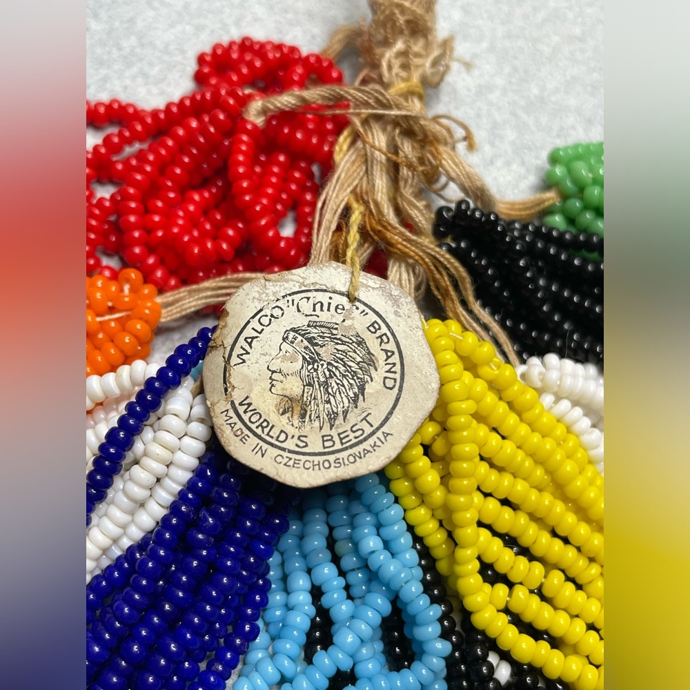 1940’s Waldo Chief Brand Worlds Best Czech 2mm Seed Beads Vntg 10 Small Hanks